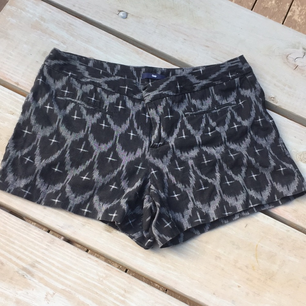 Patterned Gap Shorts